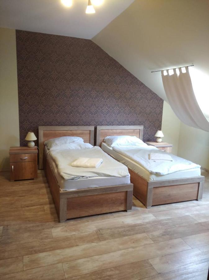 Verba Tanya Bed & Breakfast Kotaj Dış mekan fotoğraf